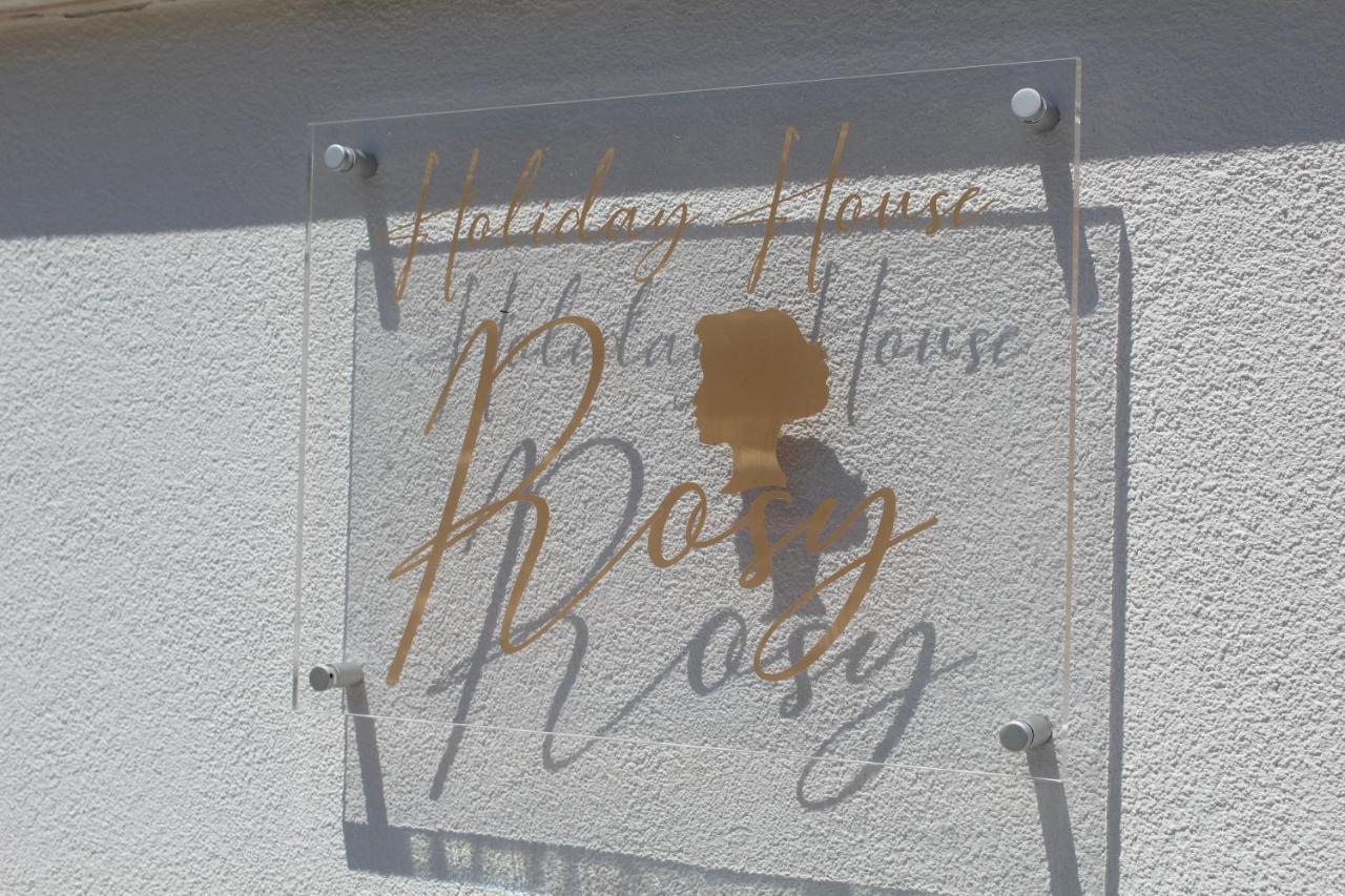 Holiday House Rosy Cavallino di Lecce Luaran gambar